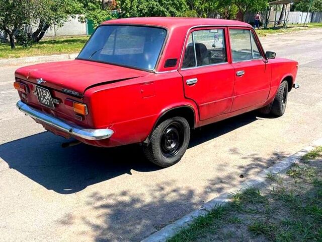 Красный ВАЗ 2101, объемом двигателя 1.5 л и пробегом 0 тыс. км за 320 $, фото 1 на Automoto.ua