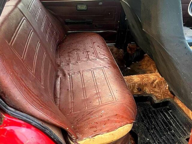 Красный ВАЗ 2101, объемом двигателя 1.5 л и пробегом 0 тыс. км за 320 $, фото 6 на Automoto.ua