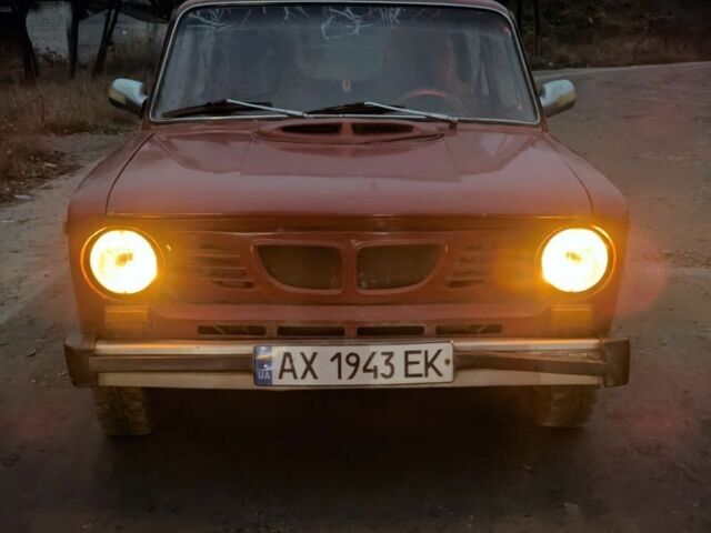 Красный ВАЗ 2101, объемом двигателя 1.3 л и пробегом 400 тыс. км за 476 $, фото 1 на Automoto.ua