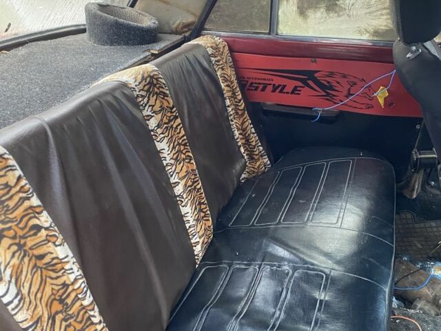 Красный ВАЗ 2101, объемом двигателя 1.5 л и пробегом 3 тыс. км за 213 $, фото 4 на Automoto.ua