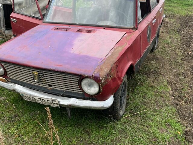 Красный ВАЗ 2101, объемом двигателя 0 л и пробегом 400 тыс. км за 170 $, фото 5 на Automoto.ua