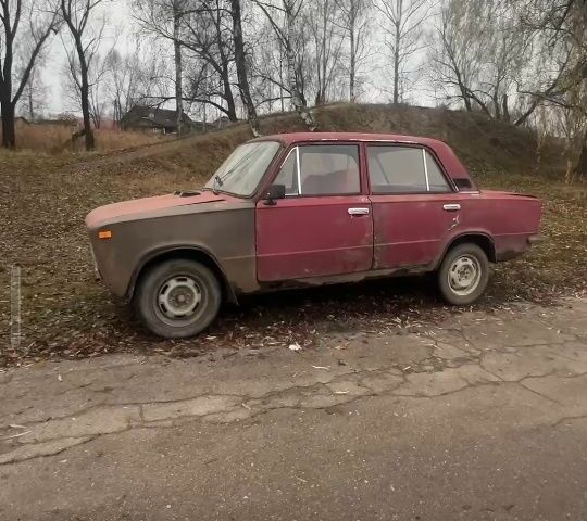 Красный ВАЗ 2101, объемом двигателя 0 л и пробегом 100 тыс. км за 119 $, фото 1 на Automoto.ua