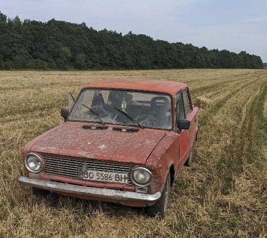 Червоний ВАЗ 2101, об'ємом двигуна 1.2 л та пробігом 302 тис. км за 200 $, фото 1 на Automoto.ua