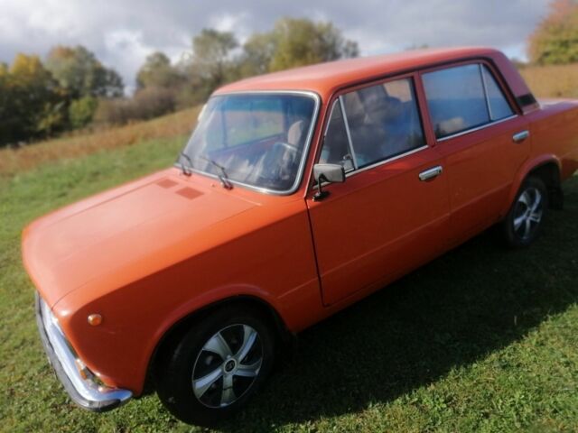 ВАЗ 2101 1984 в Сторожинце на Automoto.ua Красный ВАЗ 2101, объемом двигателя 0 л и пробегом 4 тыс. км за 750 $, фото 7 на Automoto.ua