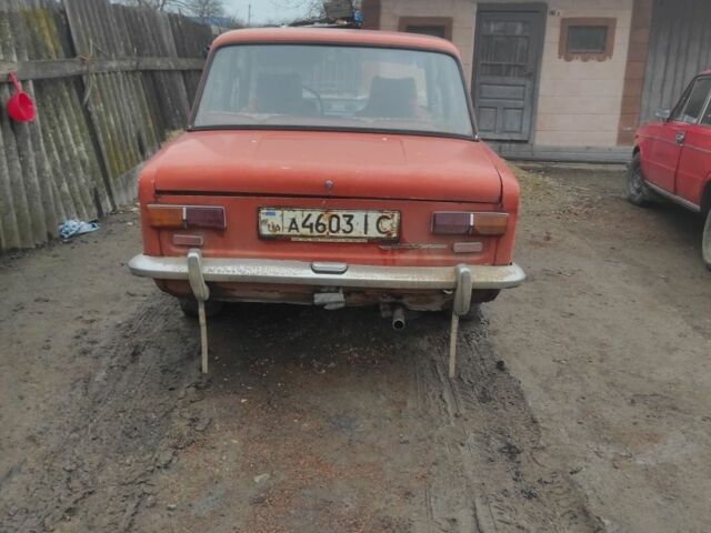 Красный ВАЗ 2101, объемом двигателя 0 л и пробегом 1 тыс. км за 354 $, фото 5 на Automoto.ua