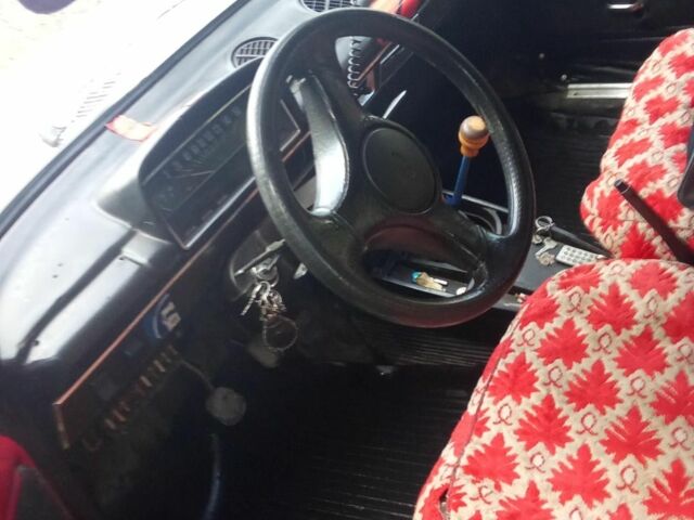 Красный ВАЗ 2101, объемом двигателя 5 л и пробегом 27 тыс. км за 620 $, фото 6 на Automoto.ua