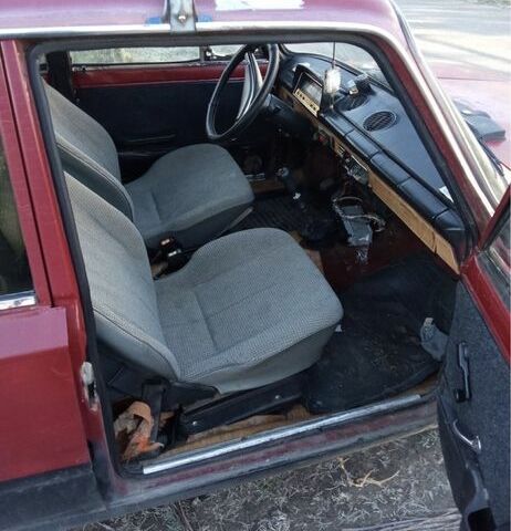 Красный ВАЗ 2101, объемом двигателя 1.3 л и пробегом 1 тыс. км за 13000 $, фото 6 на Automoto.ua