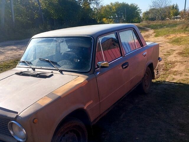 ВАЗ 2101 1972 в Тростянце на Automoto.ua ВАЗ 2101, объемом двигателя 1.3 л и пробегом 0 тыс. км за 500 $, фото 3 на Automoto.ua