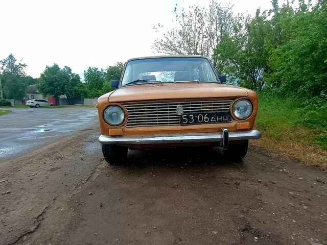 ВАЗ 2101, объемом двигателя 1.1 л и пробегом 374 тыс. км за 360 $, фото 1 на Automoto.ua