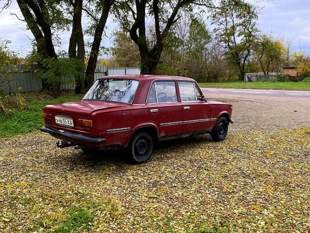 ВАЗ 2101, объемом двигателя 1.3 л и пробегом 300 тыс. км за 350 $, фото 3 на Automoto.ua