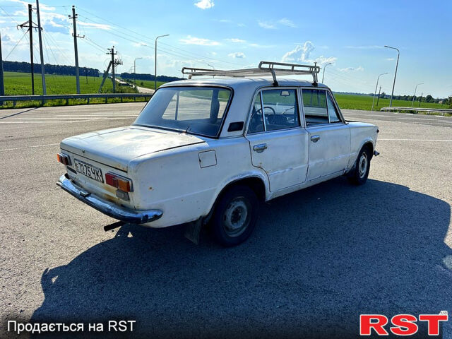 ВАЗ 2101, объемом двигателя 1.3 л и пробегом 300 тыс. км за 300 $, фото 3 на Automoto.ua