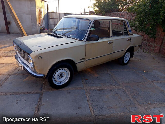 ВАЗ 2101, объемом двигателя 1.3 л и пробегом 222 тыс. км за 400 $, фото 1 на Automoto.ua
