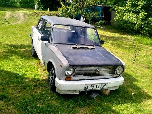 ВАЗ 2101 1982 в Кагарлыке на Automoto.ua ВАЗ 2101, объемом двигателя 1.2 л и пробегом 53 тыс. км за 230 $, фото 4 на Automoto.ua