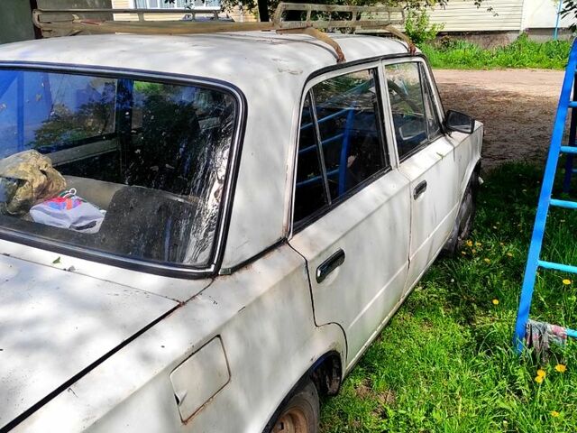ВАЗ 2101, объемом двигателя 1.3 л и пробегом 300 тыс. км за 300 $, фото 2 на Automoto.ua