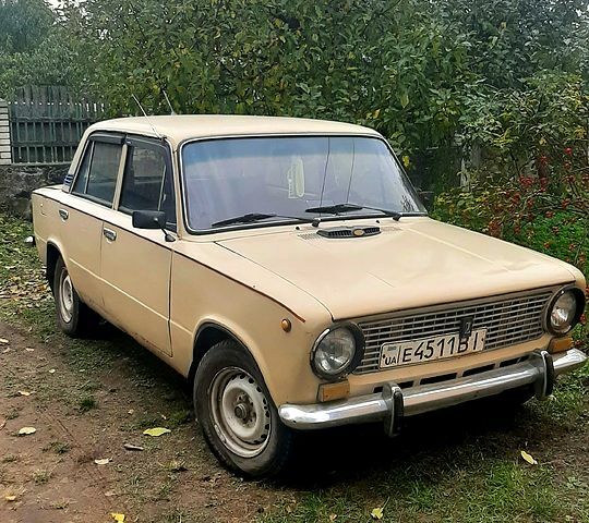 ВАЗ 2101, объемом двигателя 1.3 л и пробегом 311 тыс. км за 450 $, фото 2 на Automoto.ua