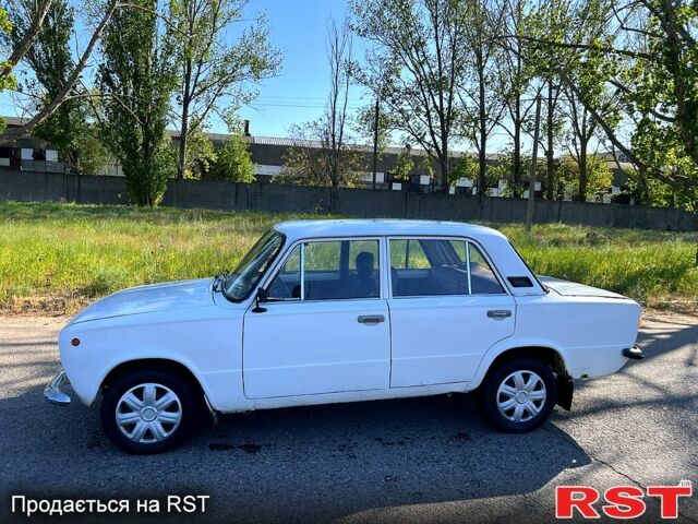 ВАЗ 2101, объемом двигателя 1.3 л и пробегом 200 тыс. км за 450 $, фото 4 на Automoto.ua