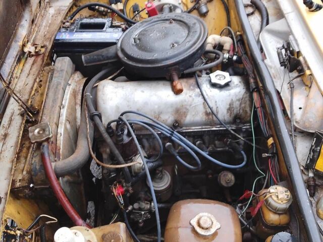 Желтый ВАЗ 2101, объемом двигателя 0 л и пробегом 200 тыс. км за 214 $, фото 4 на Automoto.ua