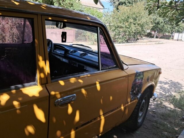 Желтый ВАЗ 2101, объемом двигателя 1 л и пробегом 137 тыс. км за 417 $, фото 7 на Automoto.ua