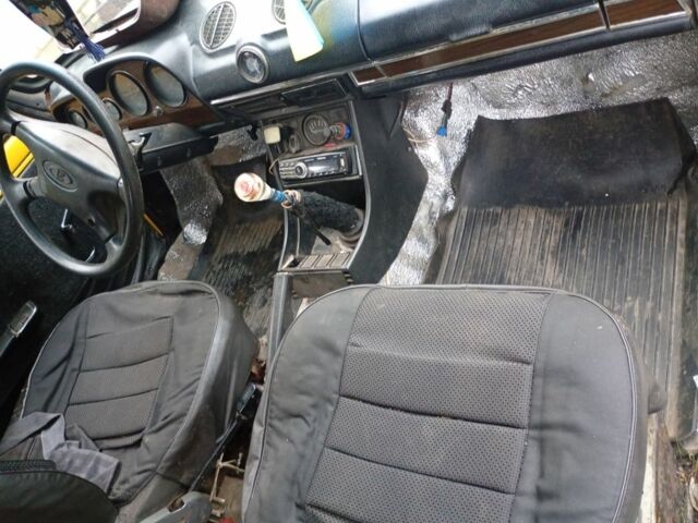 Жовтий ВАЗ 2101, об'ємом двигуна 1 л та пробігом 300 тис. км за 284 $, фото 4 на Automoto.ua