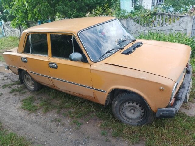 Желтый ВАЗ 2101, объемом двигателя 1.5 л и пробегом 19 тыс. км за 361 $, фото 11 на Automoto.ua