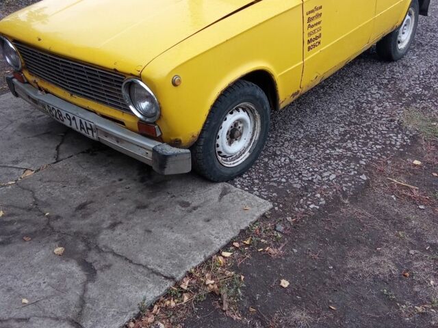 Желтый ВАЗ 2101, объемом двигателя 1 л и пробегом 1 тыс. км за 345 $, фото 1 на Automoto.ua