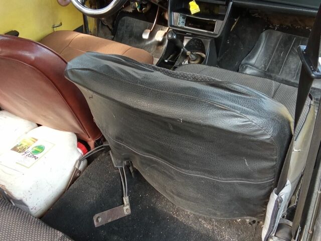 Желтый ВАЗ 2101, объемом двигателя 1 л и пробегом 1 тыс. км за 345 $, фото 8 на Automoto.ua