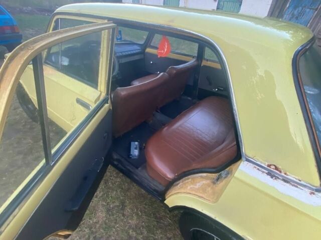 Желтый ВАЗ 2101, объемом двигателя 1.3 л и пробегом 89 тыс. км за 360 $, фото 5 на Automoto.ua