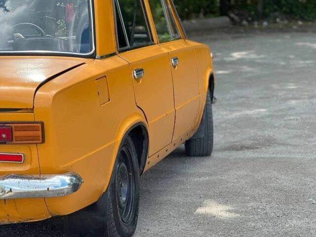 Желтый ВАЗ 2101, объемом двигателя 0 л и пробегом 100 тыс. км за 15000 $, фото 5 на Automoto.ua