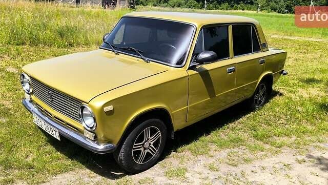 Желтый ВАЗ 2101, объемом двигателя 0 л и пробегом 80 тыс. км за 1100 $, фото 3 на Automoto.ua