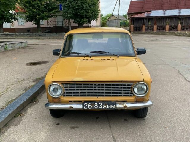 Желтый ВАЗ 2101, объемом двигателя 1.3 л и пробегом 49 тыс. км за 481 $, фото 3 на Automoto.ua