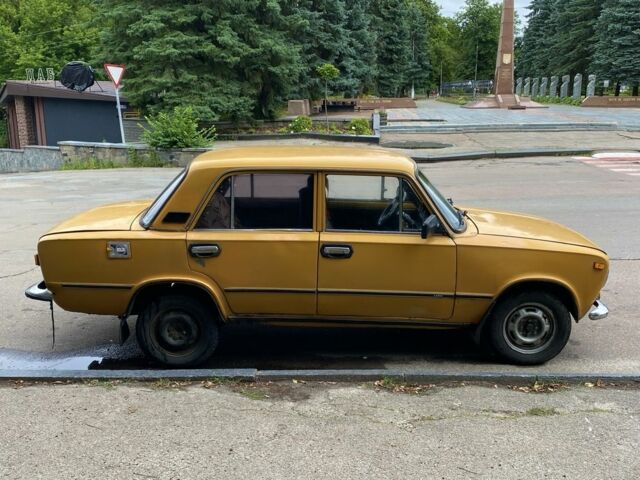 Желтый ВАЗ 2101, объемом двигателя 1.3 л и пробегом 49 тыс. км за 481 $, фото 5 на Automoto.ua