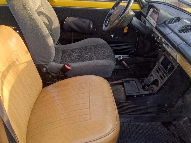 Желтый ВАЗ 2101, объемом двигателя 1 л и пробегом 100 тыс. км за 391 $, фото 2 на Automoto.ua