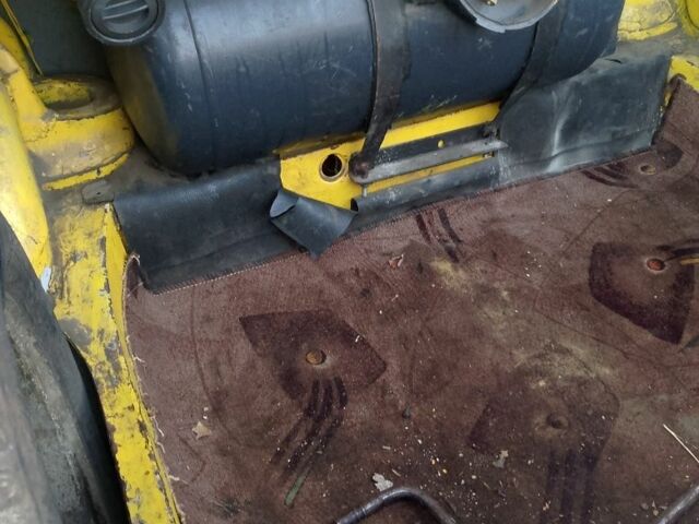 Желтый ВАЗ 2101, объемом двигателя 1 л и пробегом 100 тыс. км за 391 $, фото 5 на Automoto.ua