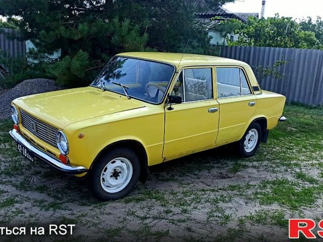 Жовтий ВАЗ 2101, об'ємом двигуна 1.3 л та пробігом 127 тис. км за 1300 $, фото 1 на Automoto.ua