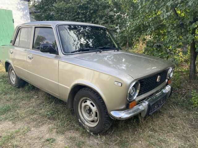 Желтый ВАЗ 2101, объемом двигателя 1.2 л и пробегом 3 тыс. км за 33000 $, фото 6 на Automoto.ua