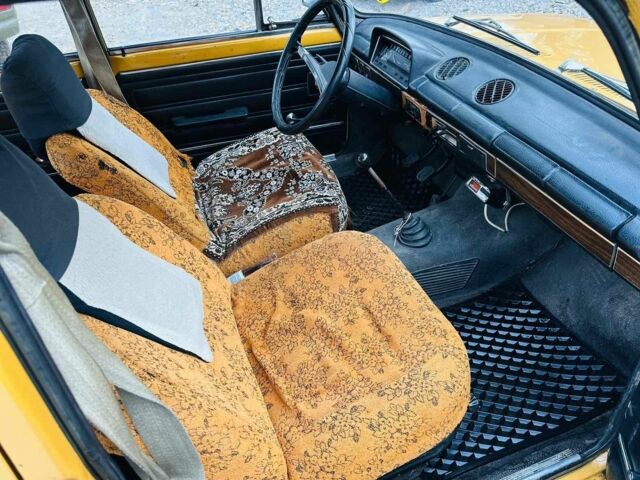 Желтый ВАЗ 2101, объемом двигателя 1.3 л и пробегом 45 тыс. км за 850 $, фото 2 на Automoto.ua