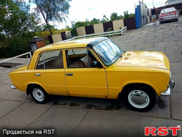 Желтый ВАЗ 2101, объемом двигателя 1.2 л и пробегом 0 тыс. км за 690 $, фото 2 на Automoto.ua
