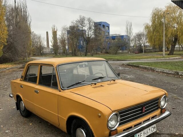 Желтый ВАЗ 2101, объемом двигателя 1.3 л и пробегом 666 тыс. км за 643 $, фото 1 на Automoto.ua