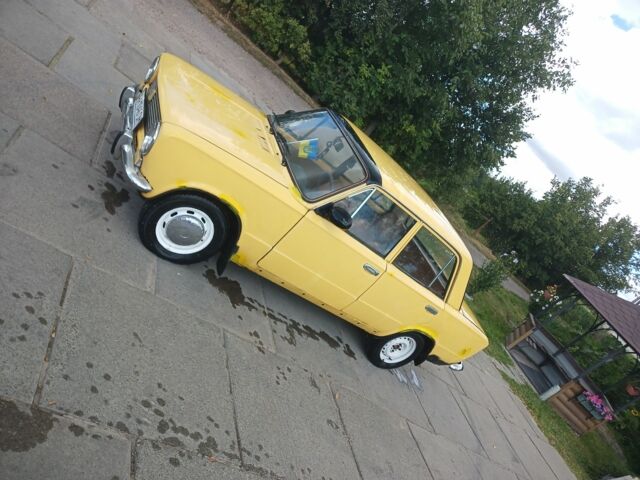 Жовтий ВАЗ 2101, об'ємом двигуна 1.2 л та пробігом 82 тис. км за 644 $, фото 2 на Automoto.ua