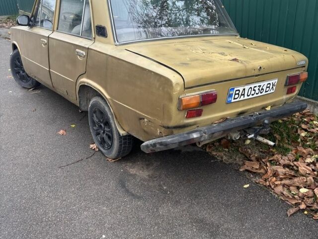 Желтый ВАЗ 2101, объемом двигателя 1.3 л и пробегом 10 тыс. км за 286 $, фото 2 на Automoto.ua