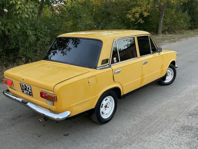 Желтый ВАЗ 2101, объемом двигателя 1.3 л и пробегом 80 тыс. км за 950 $, фото 6 на Automoto.ua