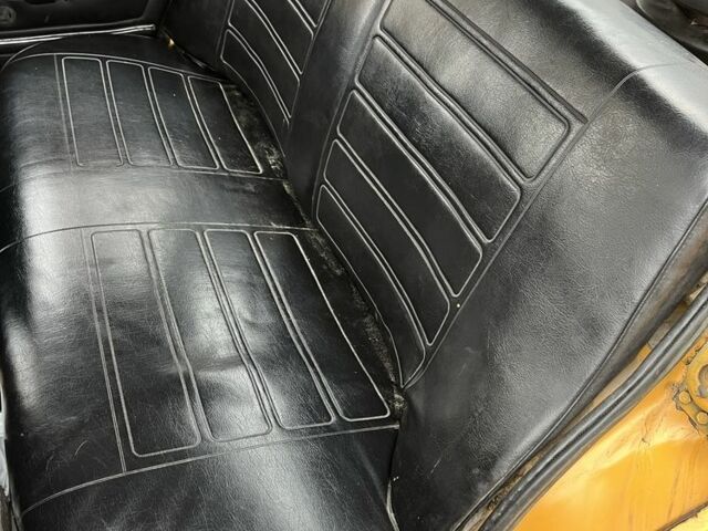 Желтый ВАЗ 2101, объемом двигателя 1.3 л и пробегом 666 тыс. км за 643 $, фото 6 на Automoto.ua