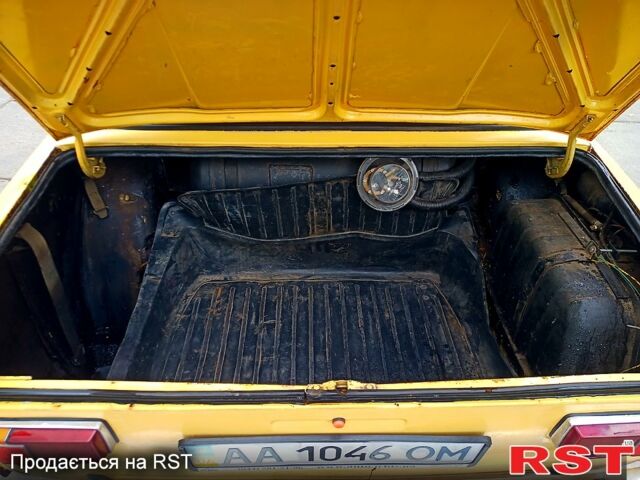 Желтый ВАЗ 2101, объемом двигателя 1.2 л и пробегом 0 тыс. км за 690 $, фото 4 на Automoto.ua
