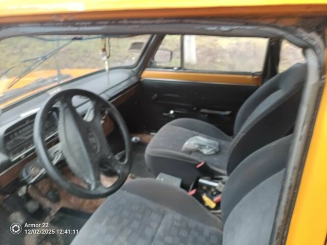 Жовтий ВАЗ 2101, об'ємом двигуна 0 л та пробігом 3 тис. км за 237 $, фото 3 на Automoto.ua