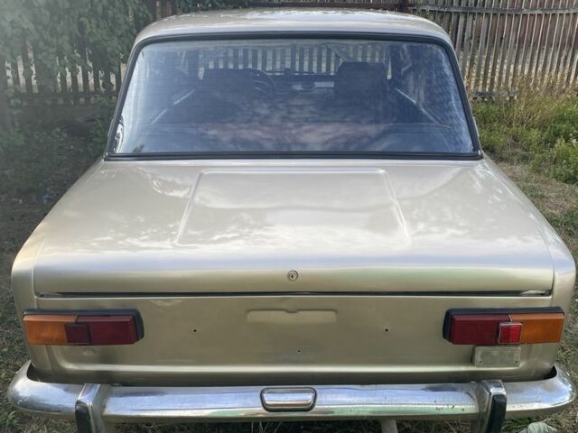 Желтый ВАЗ 2101, объемом двигателя 1.2 л и пробегом 3 тыс. км за 33000 $, фото 5 на Automoto.ua