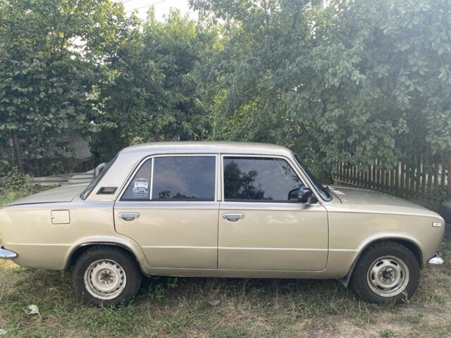 Желтый ВАЗ 2101, объемом двигателя 1.2 л и пробегом 3 тыс. км за 33000 $, фото 4 на Automoto.ua