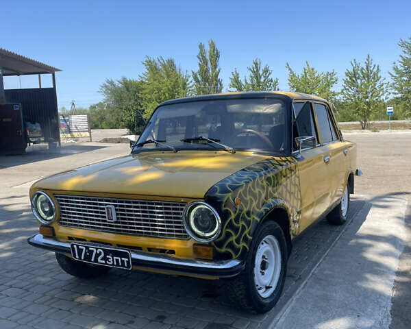 Желтый ВАЗ 2101, объемом двигателя 1.3 л и пробегом 780 тыс. км за 1099 $, фото 1 на Automoto.ua