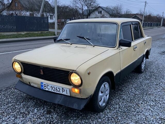 Желтый ВАЗ 2101, объемом двигателя 1.2 л и пробегом 100 тыс. км за 300 $, фото 2 на Automoto.ua