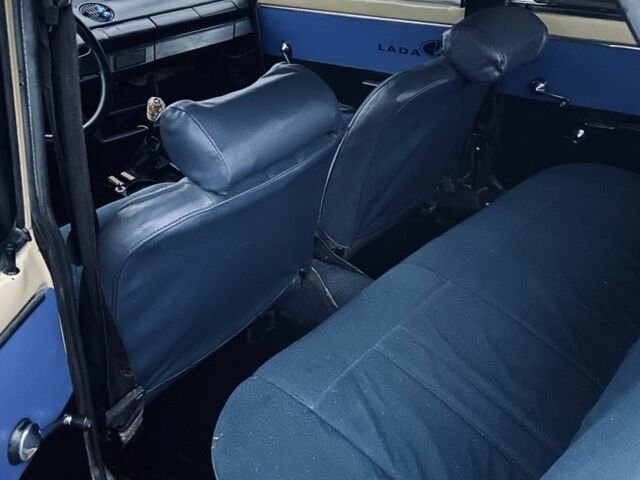 Желтый ВАЗ 2101, объемом двигателя 1.2 л и пробегом 100 тыс. км за 300 $, фото 5 на Automoto.ua