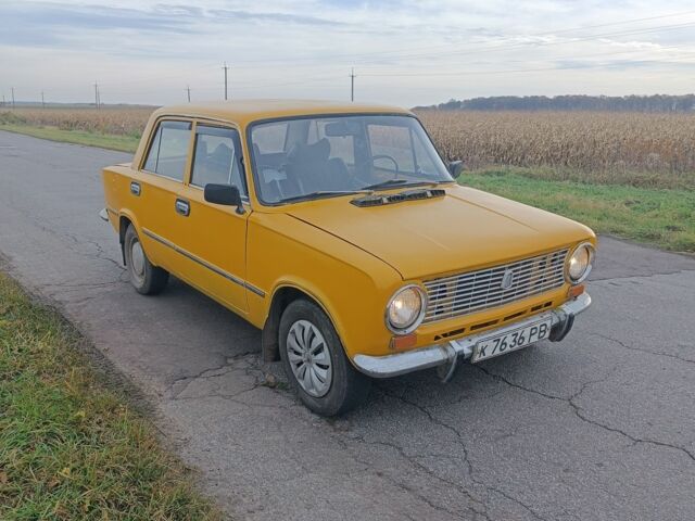 Желтый ВАЗ 2101, объемом двигателя 0 л и пробегом 176 тыс. км за 350 $, фото 1 на Automoto.ua